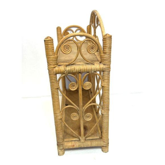 Vintage 1970s Rattan Wicker Wall Mounted Standing 2-Tier Shelf Spiral Scroll - Picture 4 of 11
